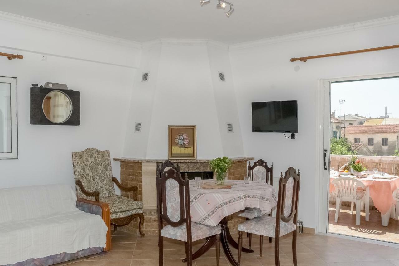 Апартаменты Modern Flat With Beautiful Views In South Of Corfu Лефкими Экстерьер фото